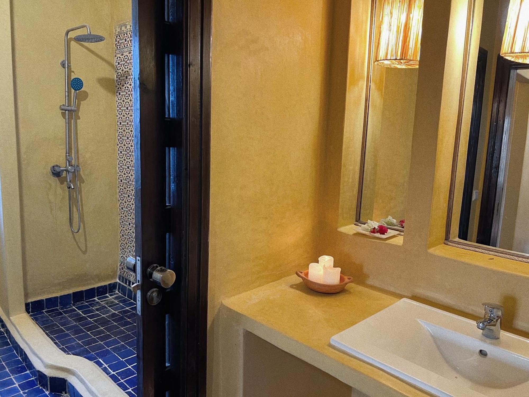Hotel Dar Omnia As-Suwajra Zewnętrze zdjęcie