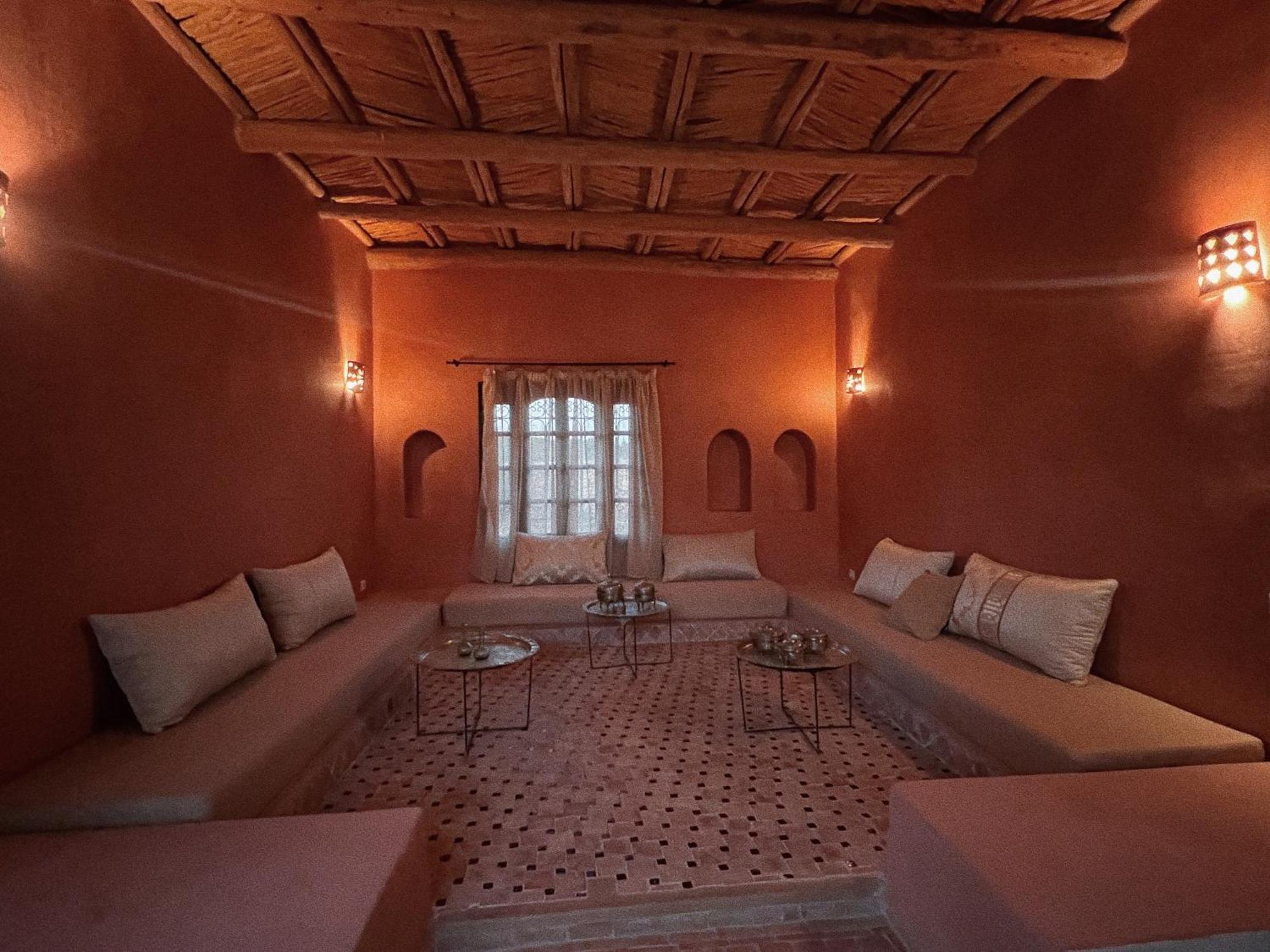 Hotel Dar Omnia As-Suwajra Zewnętrze zdjęcie